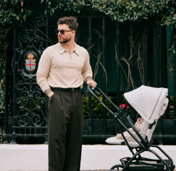 What to pack when flying with a baby
