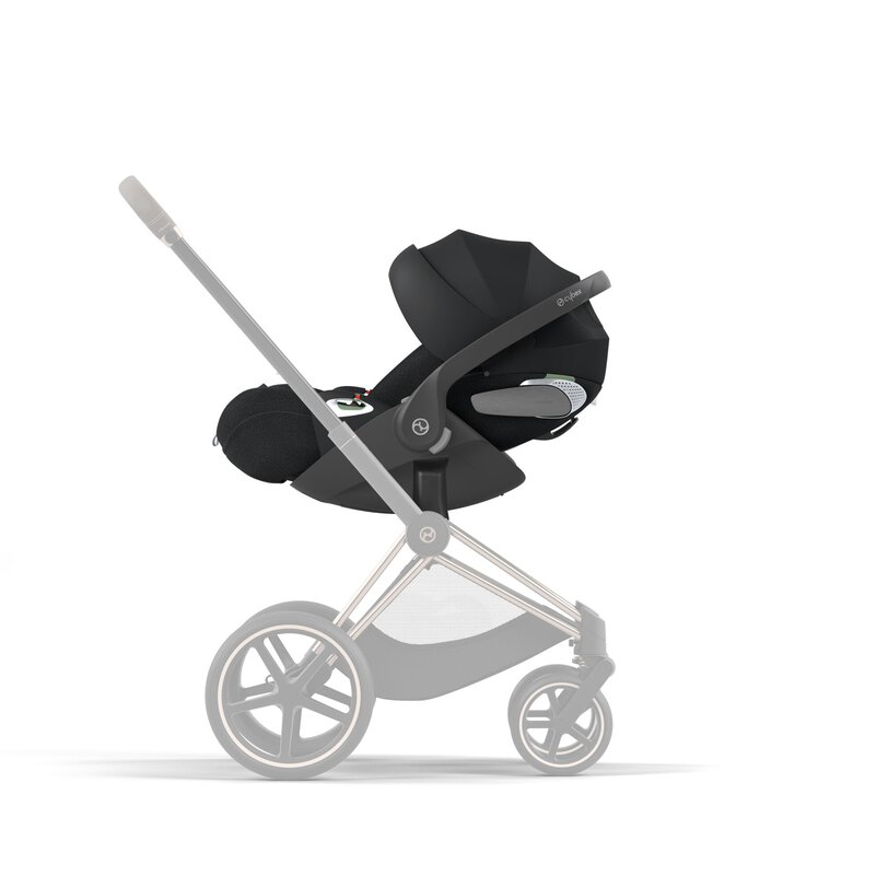 Premium Cybex Cloud T i-Size infant car seat available through our holiday car seat rental service.